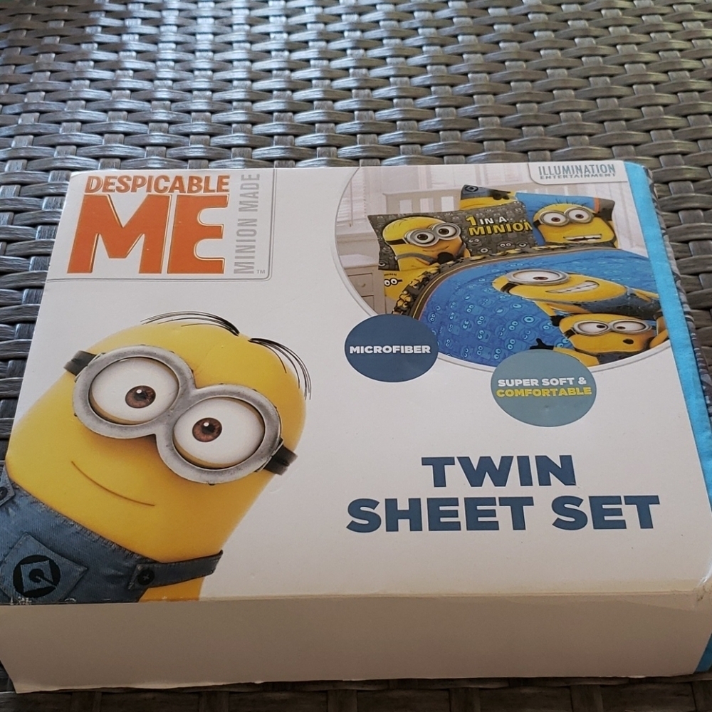 DESPICABLE Me twin sheets